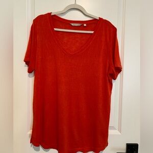 Red/Orange Athleta Breezy Scoop V Tee